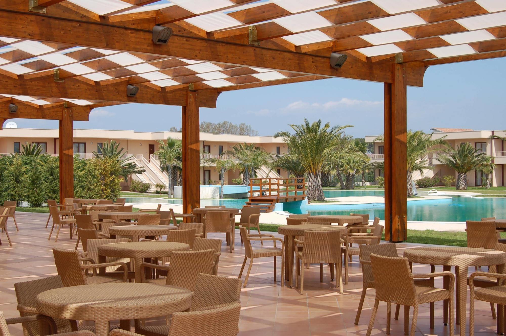 Minerva Resort Hotel Paestum Exterior foto